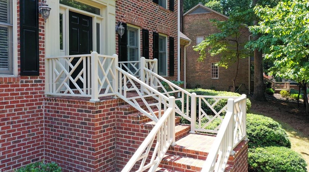 4176 Sulgrave Ct, Winston Salem, NC 27104