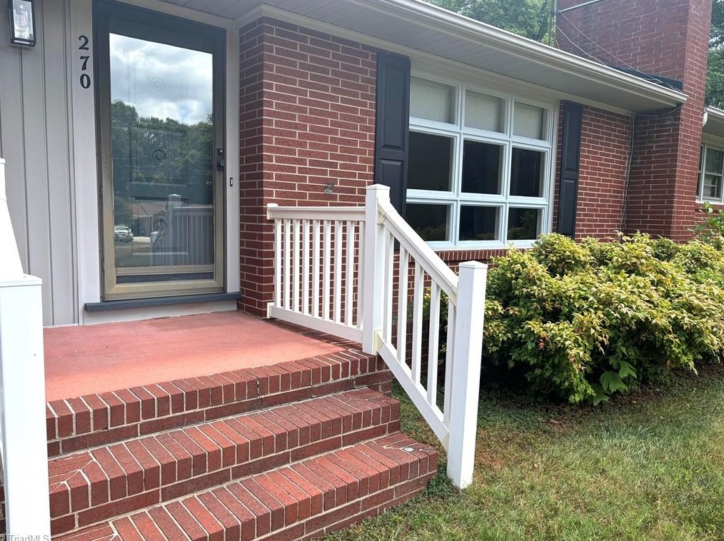 270 Jane Blvd, Lexington, NC 27295