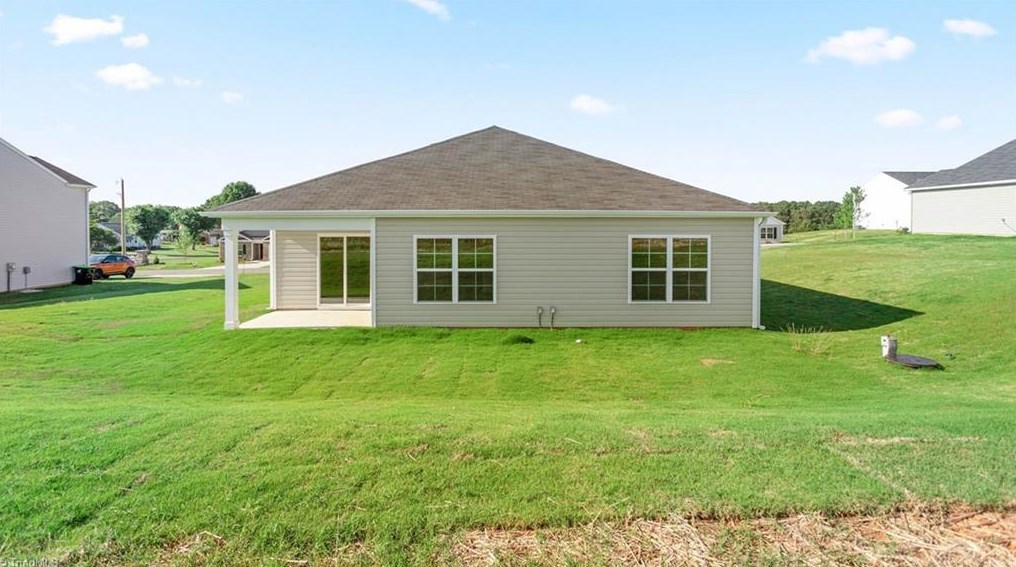 417 Towhee Dr, Lexington, NC 27295