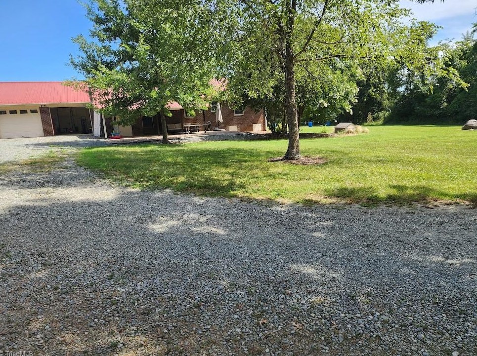 6915 Dow Dr, Whitsett, NC 27377
