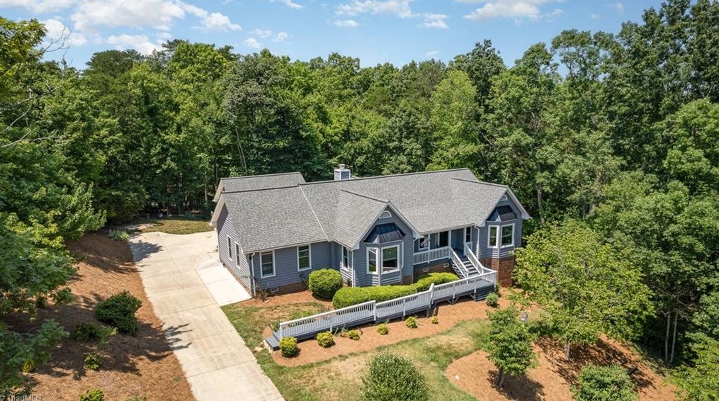 157 Beech Tree Ct, Eden, NC 27288