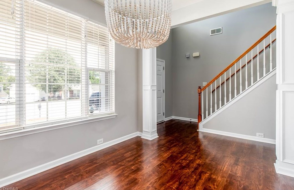 4395 Glenmore Creek Dr, Winston Salem, NC 27107