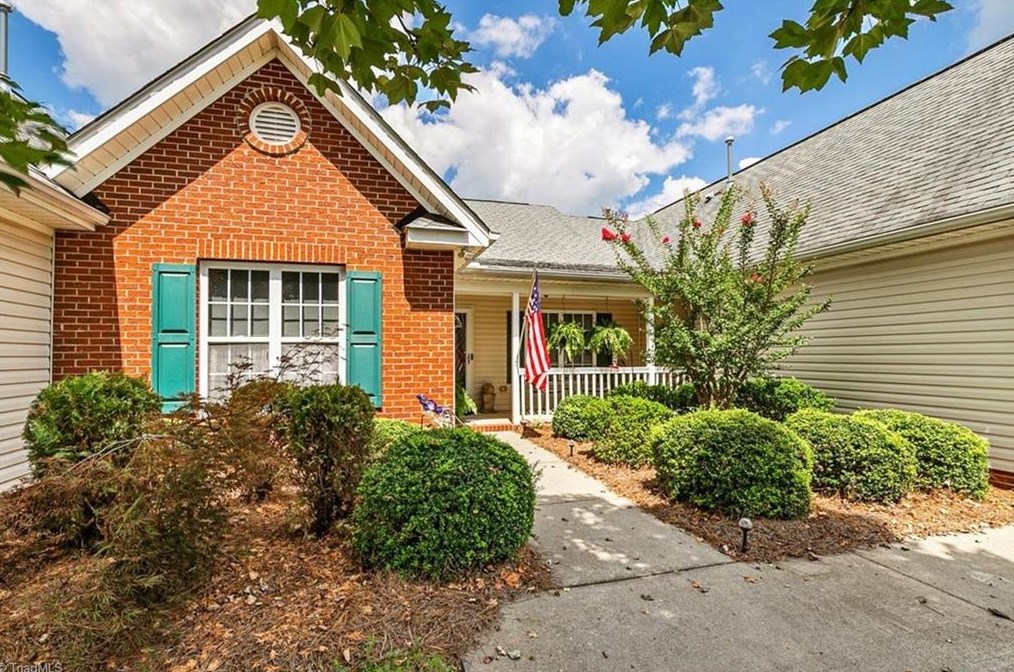 4339 Weatherton Dr, Kernersville, NC 27284