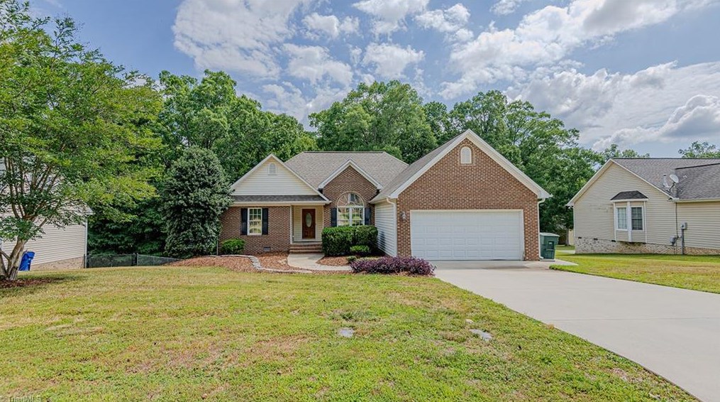 2256 Sunberry Dr, Graham, NC 27253