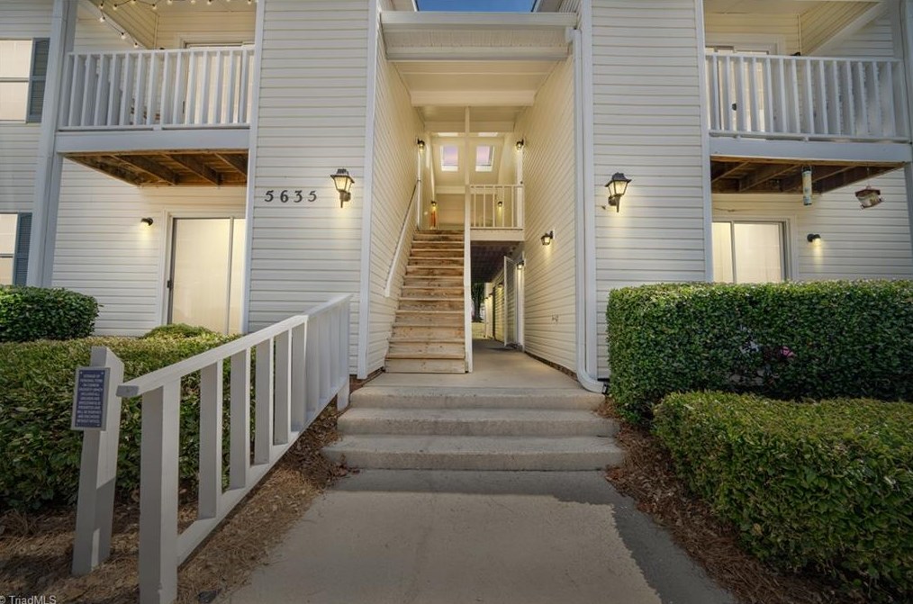 5635 Hornaday Rd, Greensboro, NC 27409-2941