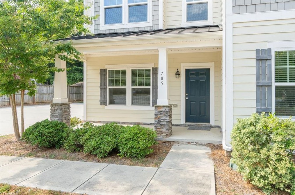 785 Polo Rd, Winston Salem, NC 27106