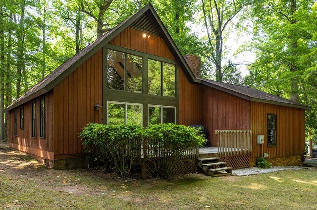 3947 Ebert Rd, Winston Salem, NC 27127