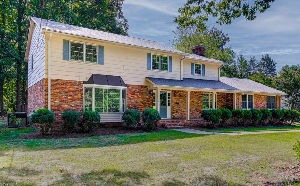 381 Staffordshire Rd, Winston Salem, NC 27104