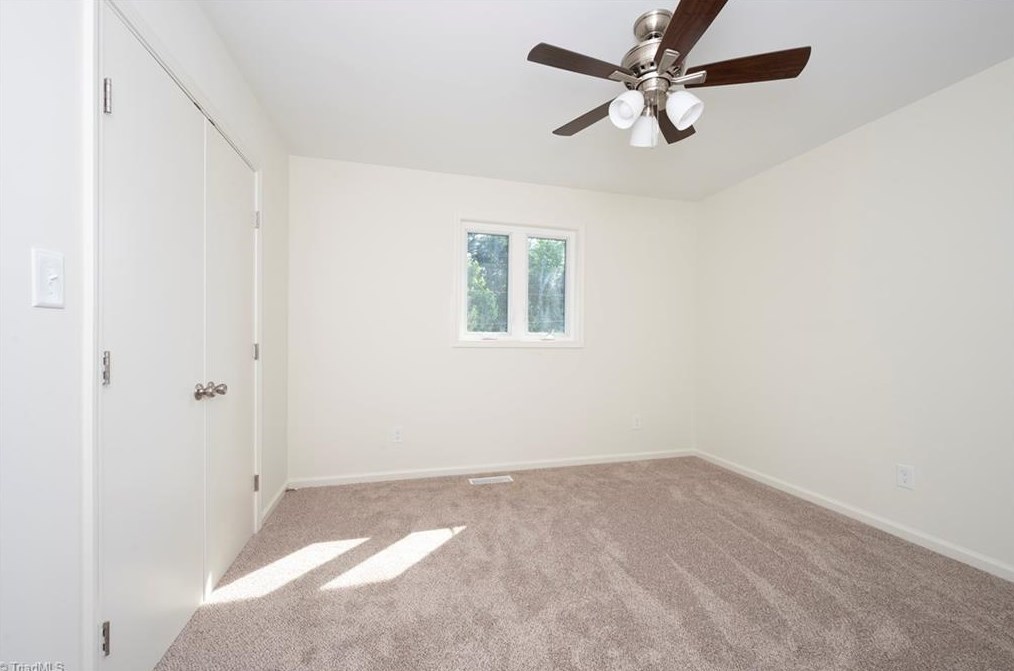 5305 Summit Heights Dr, Winston Salem NC  exterior