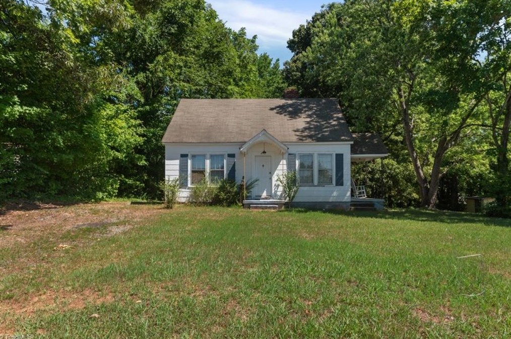 4765 Kester Mill Rd, Winston Salem, NC 27103