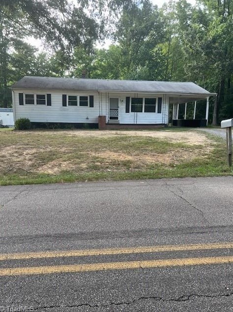 719 Friendly Rd, Eden, NC 27288