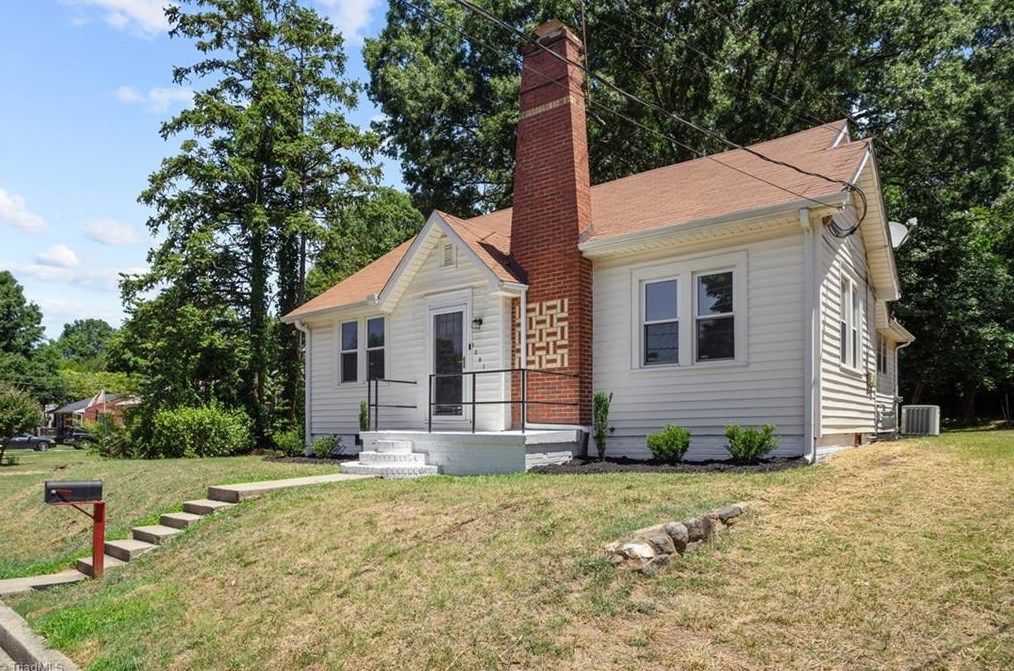 1971 Lyons St, Winston Salem, NC 27107