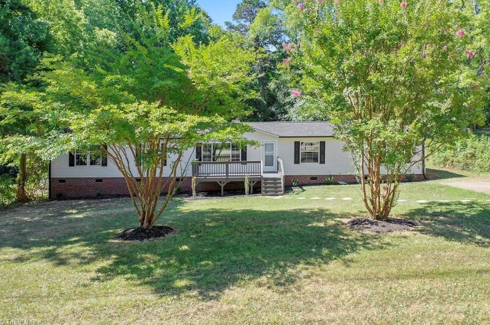 620 Waltrude Ln, Winston Salem, NC 27107