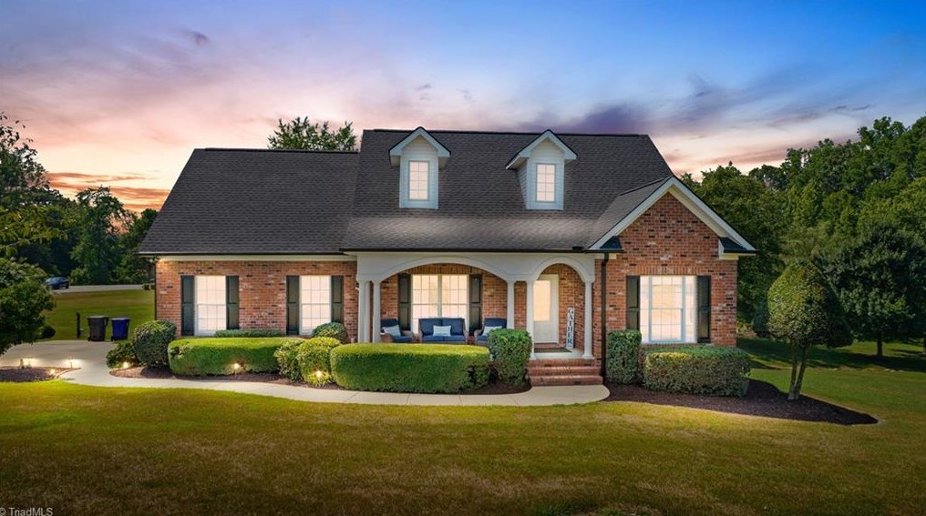 3305 Lazy Ln, Graham, NC 27253