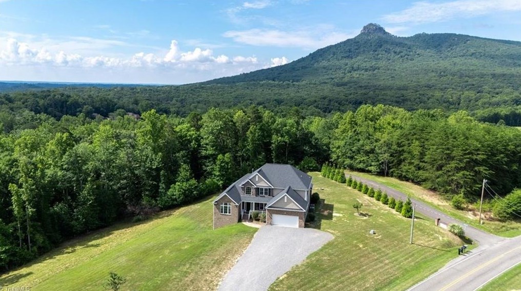 1322 Black Mountain Rd, Pilot Mountain, NC 27041