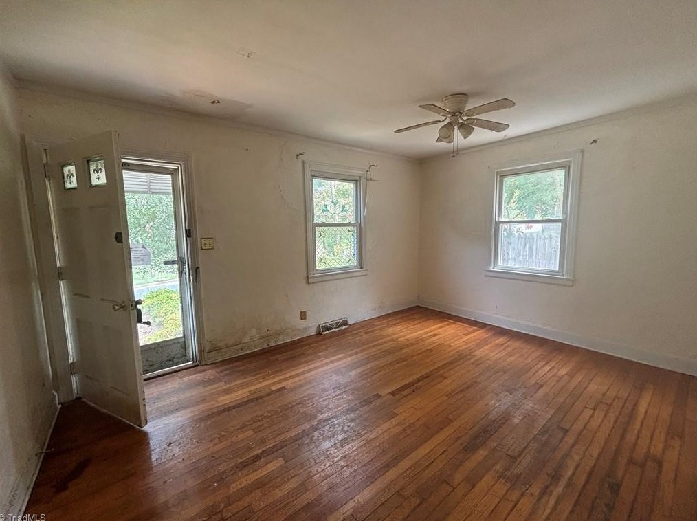 2902 Trent St, Winston Salem, NC 27127