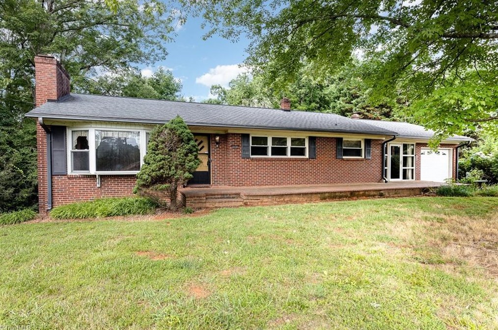 8330 Red Bank Rd, Germanton, NC 27019