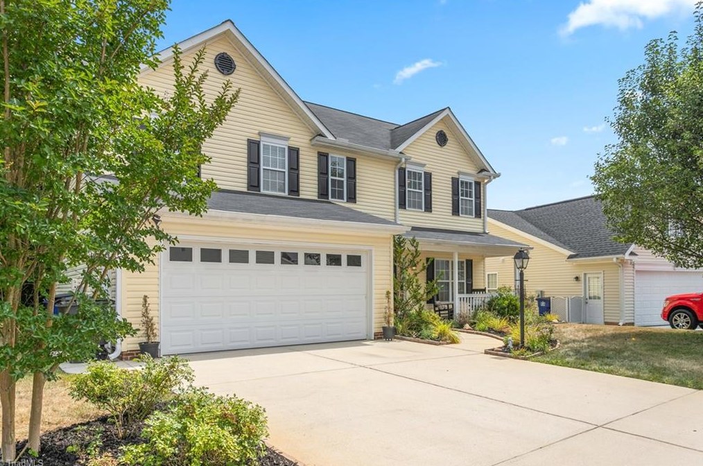 1993 Longmont Dr, Kernersville, NC 27284