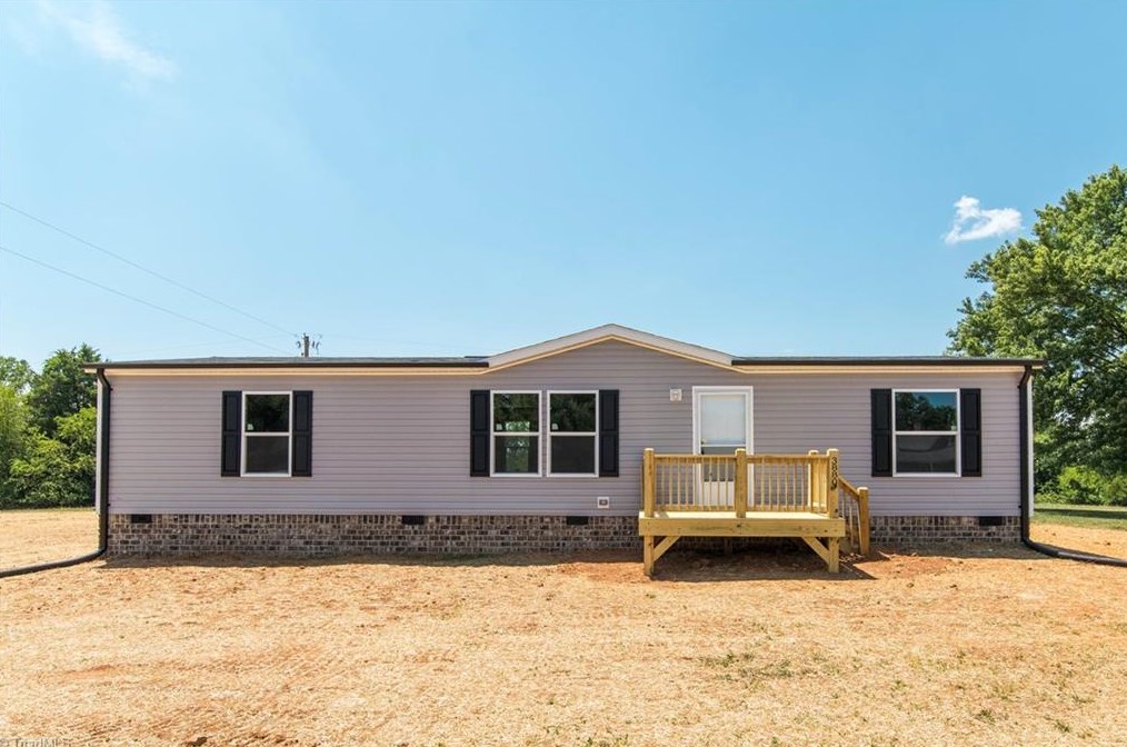 3880 Greenhorn Rd, Roaring River, NC 28669