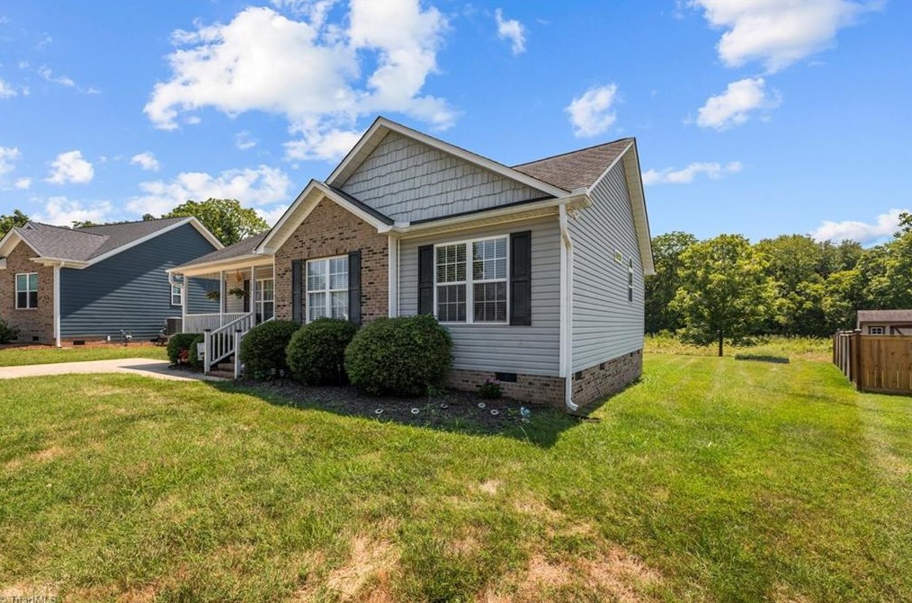 746 Aspenwood Dr, Graham, NC 27253