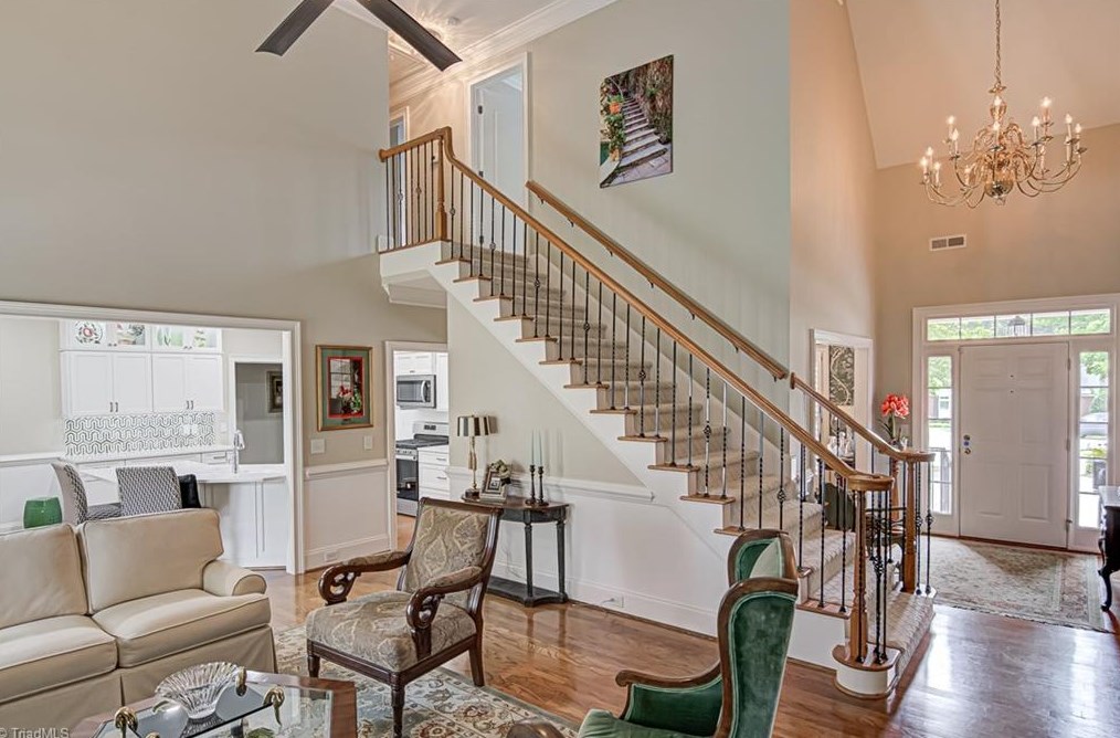 273 Hollin Way, Winston Salem NC  27104-3692 exterior