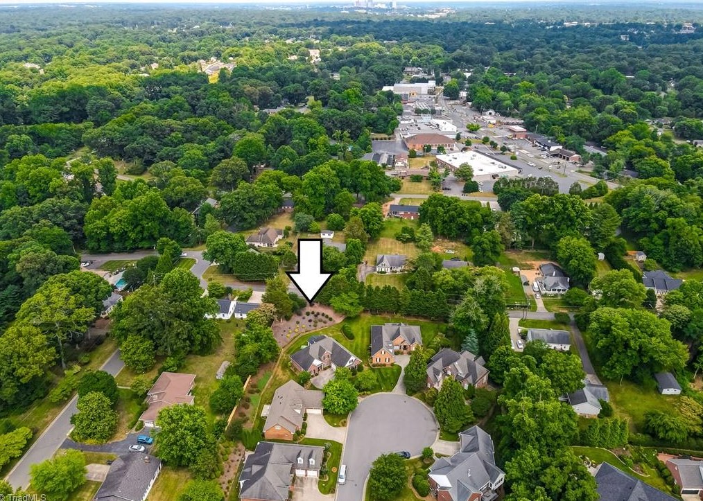 273 Hollin Way, Winston Salem NC  27104-3692 exterior