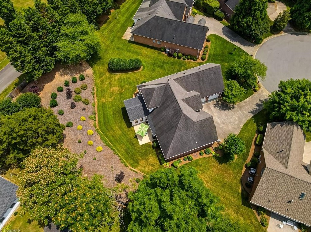 273 Hollin Way, Winston Salem NC  27104-3692 exterior