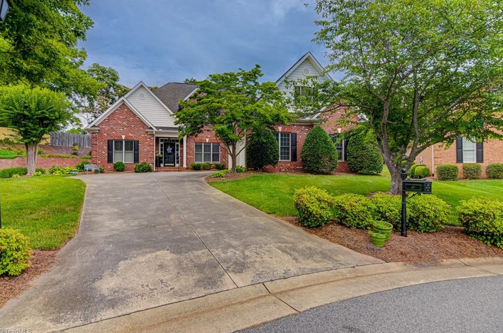 273 Hollin Way, Winston Salem, NC 27104