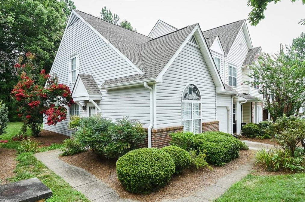 6501 Bellcross Trl, Whitsett, NC 27377