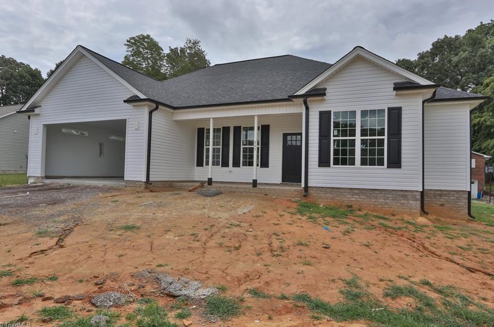 745 Beech St, Footsville, NC 27055
