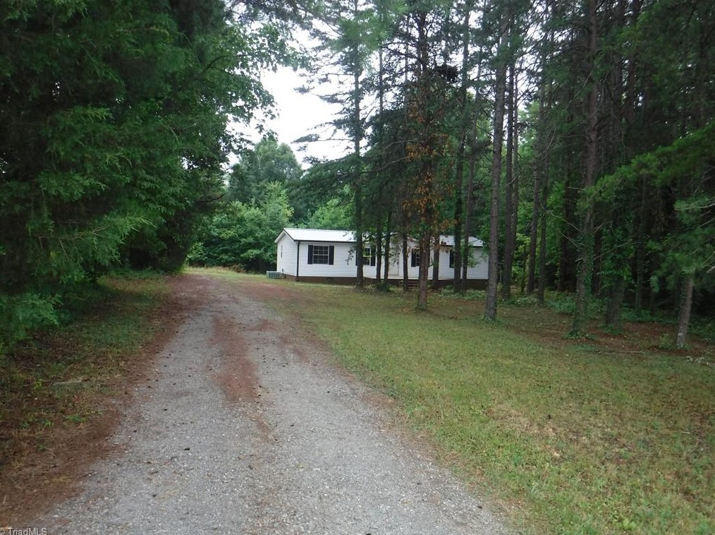 533 Biesecker Rd, Lexington, NC 27292