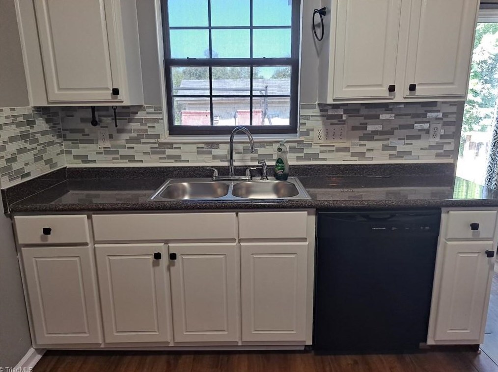 3 Crape Myrtle Cir, Osceola, NC 27214