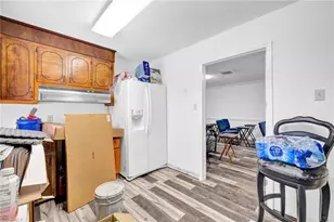 301 W Main St, Stoneville, NC 27048 - Photo 24