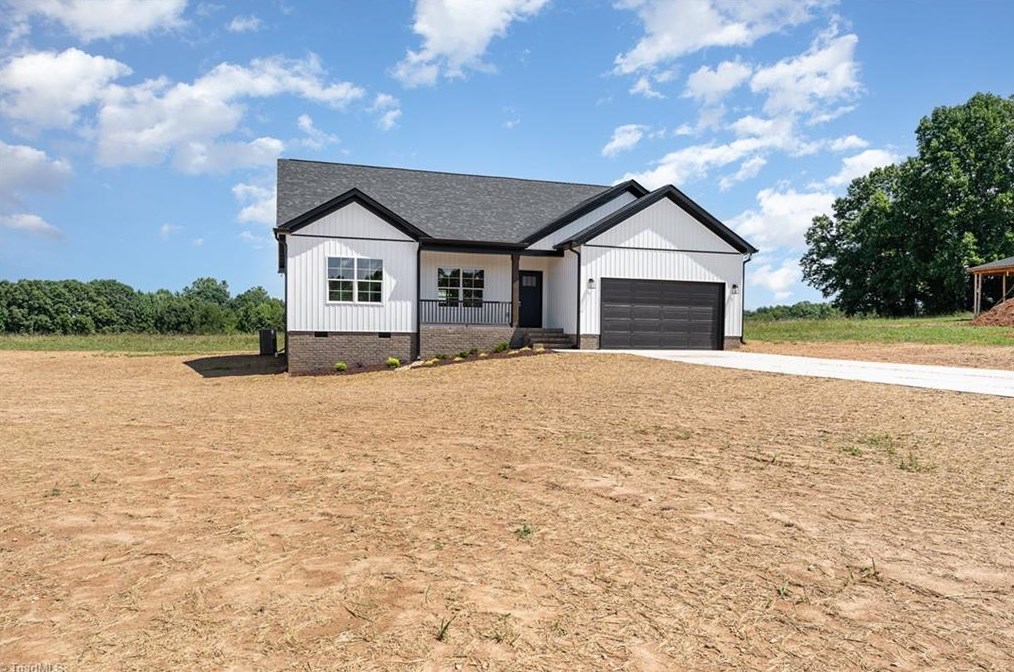 158 Galliher Rd, Countyline, NC 28634