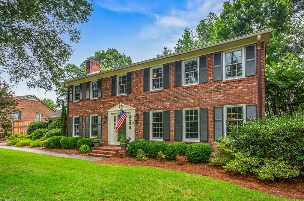 1236 Sturbridge Ave, High Point, NC 27262