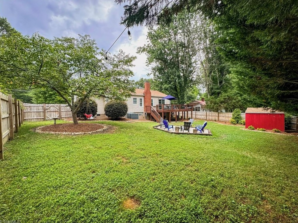 502 Greenwood Dr, High Point NC  27262-7817 exterior