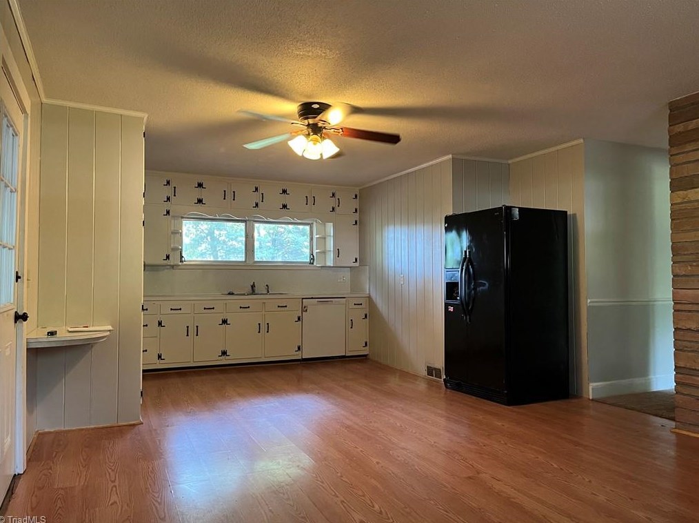 3598 Milhaven Rd, Winston Salem, NC 27106