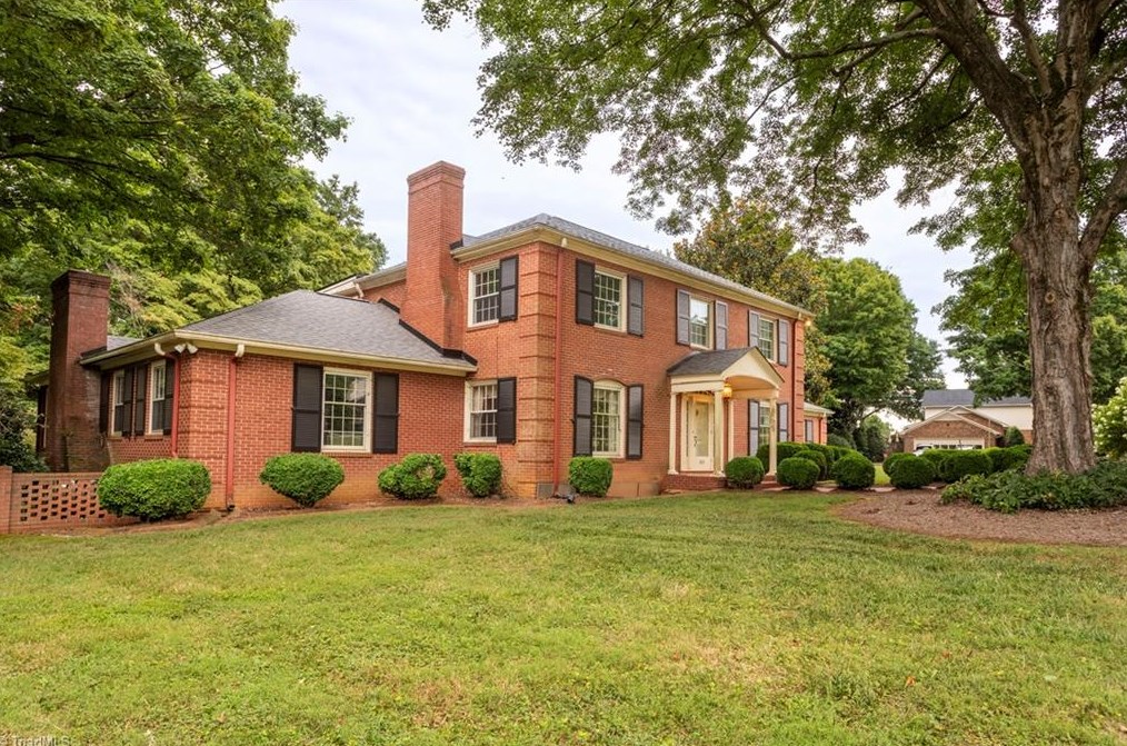 811 Weaver Dr, Lexington, NC 27292