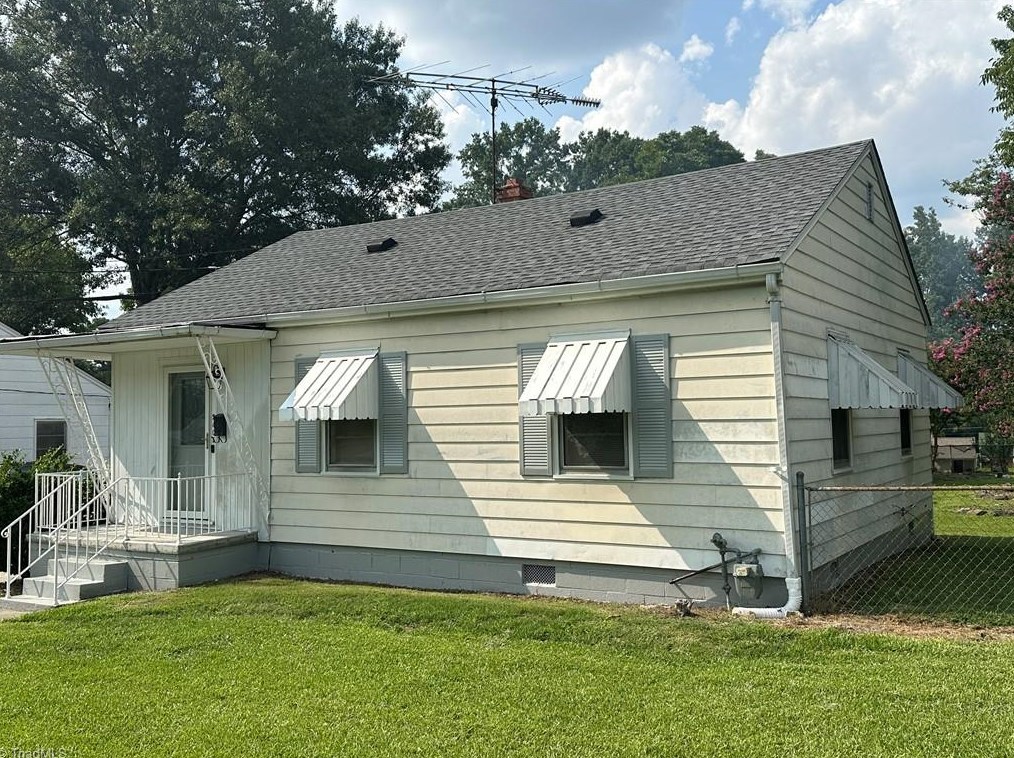 2405 Dallas Ave, High Point, NC 27265