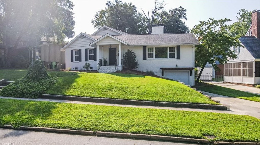 1204 Greenway Dr, High Point, NC 27262