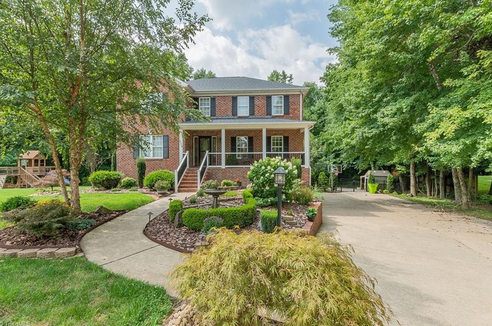 259 Reich Farm Ct, Lexington, NC 27295