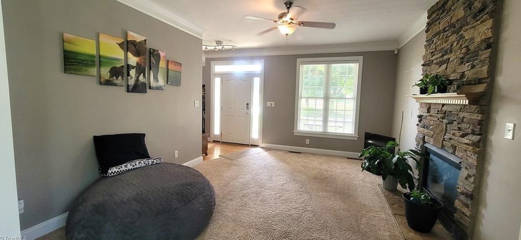 6711 Centerville Ct, Whitsett, NC 27377