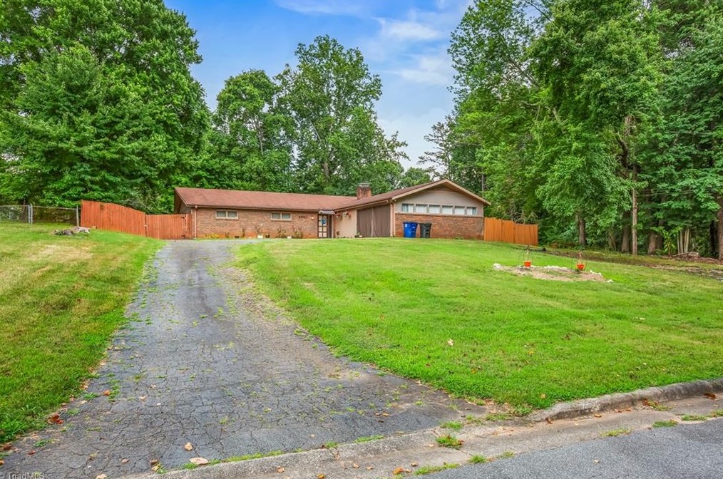 2551 Dilworth St, Winston Salem, NC 27101