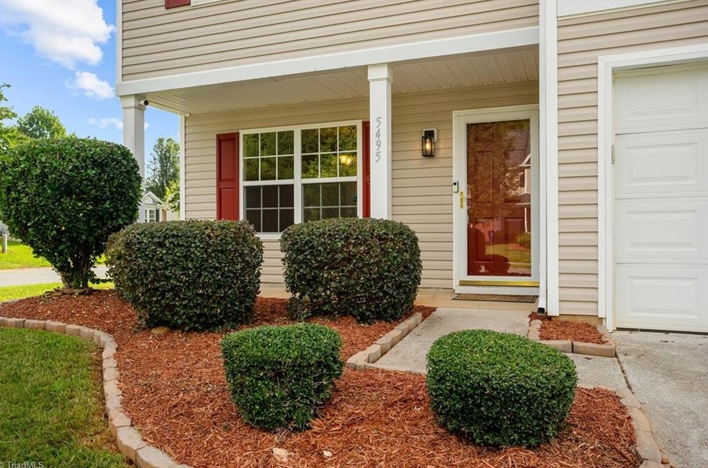5495 Northridge Dr, Winston Salem, NC 27105