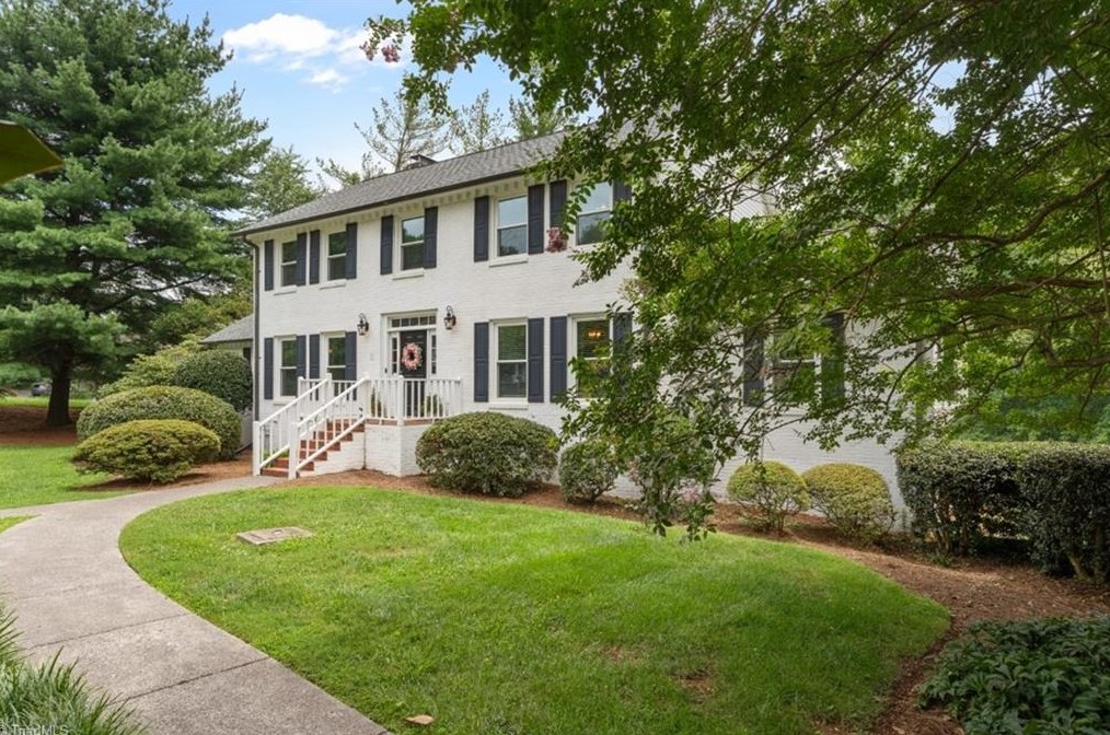 4244 Allistair Rd, Winston Salem, NC 27104