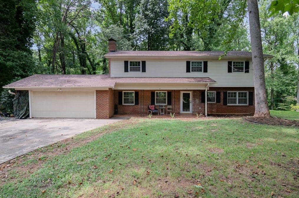 2821 Brookhill Dr, Winston Salem, NC 27127