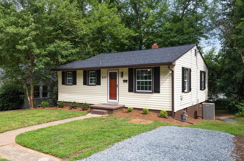 217 Bond St, Winston Salem, NC 27127