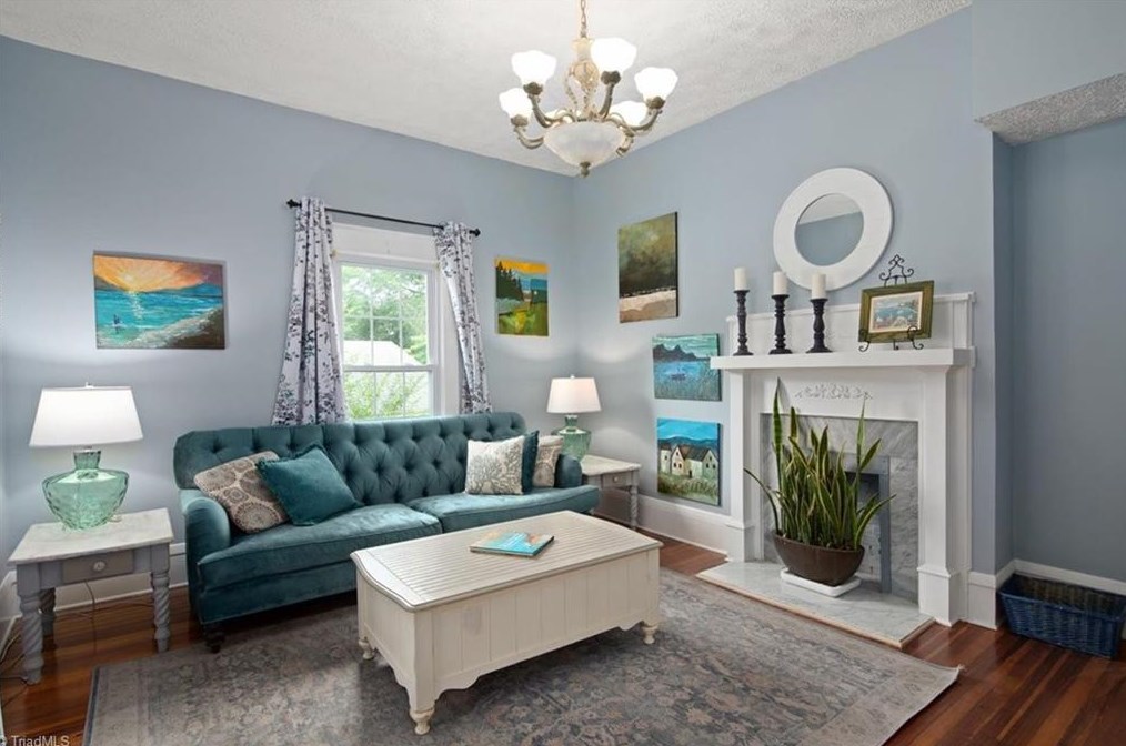 148 Jackson St, Mount Airy, NC 27030