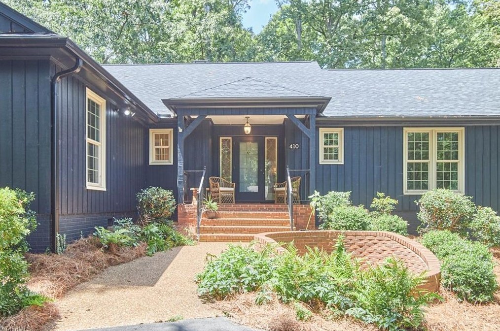 410 Gloucestershire Rd, Winston Salem, NC 27104