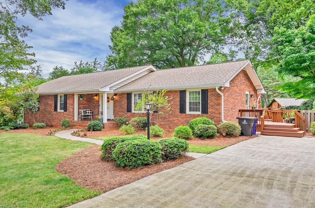 3711 Benchley Rd, Winston Salem, NC 27106
